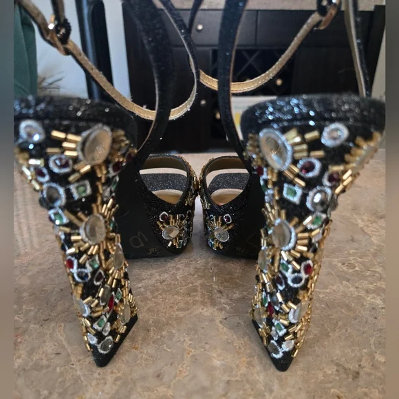 GB Gianni Bini Enchant-Ment Bead Embellished Platform Sandals.  Size  7 - Picture 7 of 10